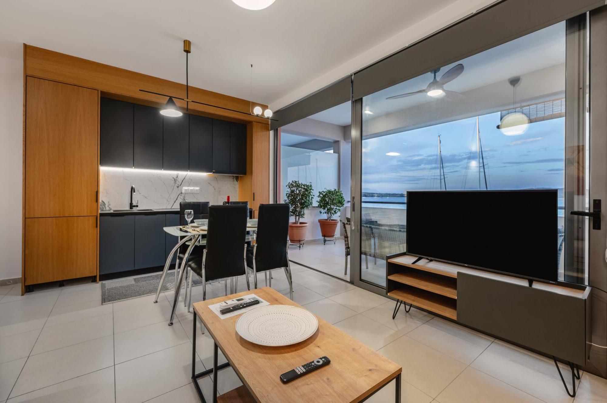 Ionis Seafront Suite بريفيزا المظهر الخارجي الصورة